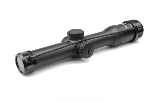 EPOCH ONE 1-6x24 R:15CH -  сетка крест  и подсветка крестик в центре 